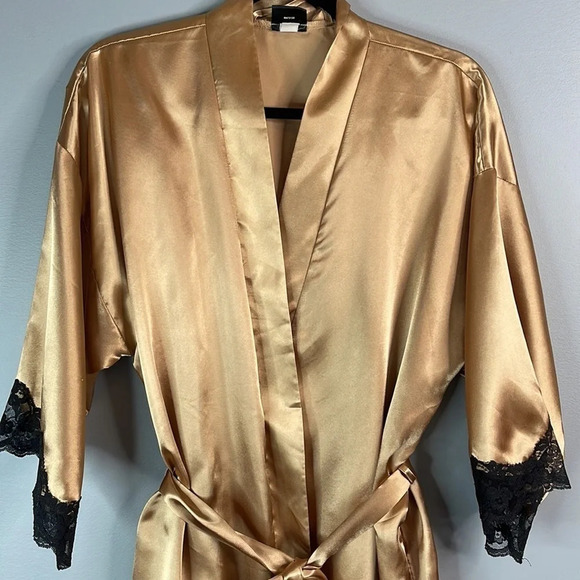 VINTAGE Fredericks of Hollywood Satin Lace Robe Gold Wrap Tie Waist Size L - Picture 3 of 13